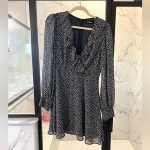 Lulus navy and cream V-neck ruffled dress